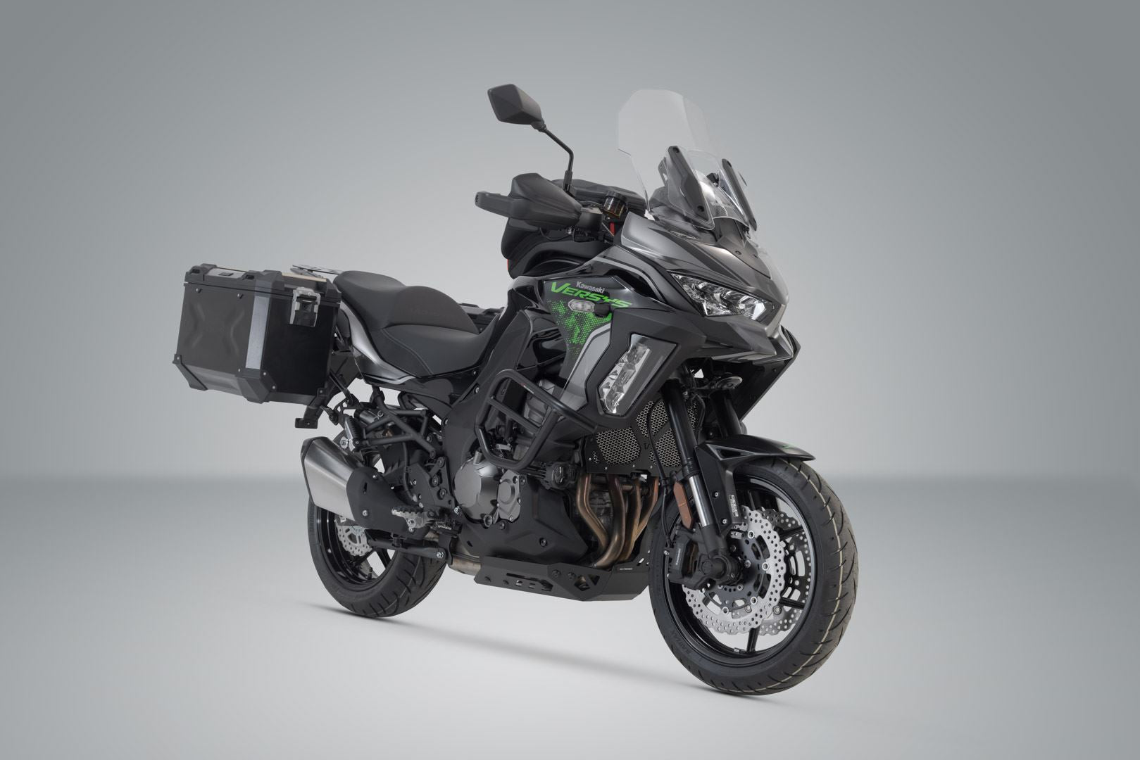 TRAX ADV aluminum case system Black. 37/37 l. Kawa Versys 1000 / 1000 S (18-).