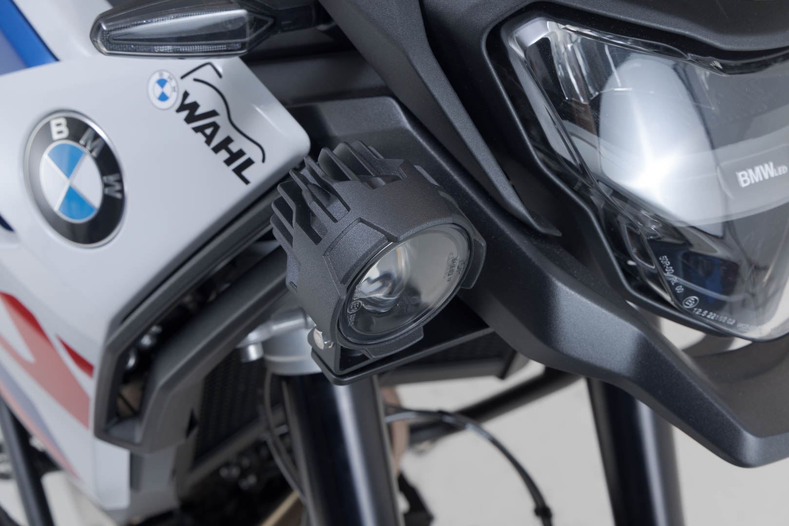 EVO fog light kit Black. BMW F 900 GS (23-).