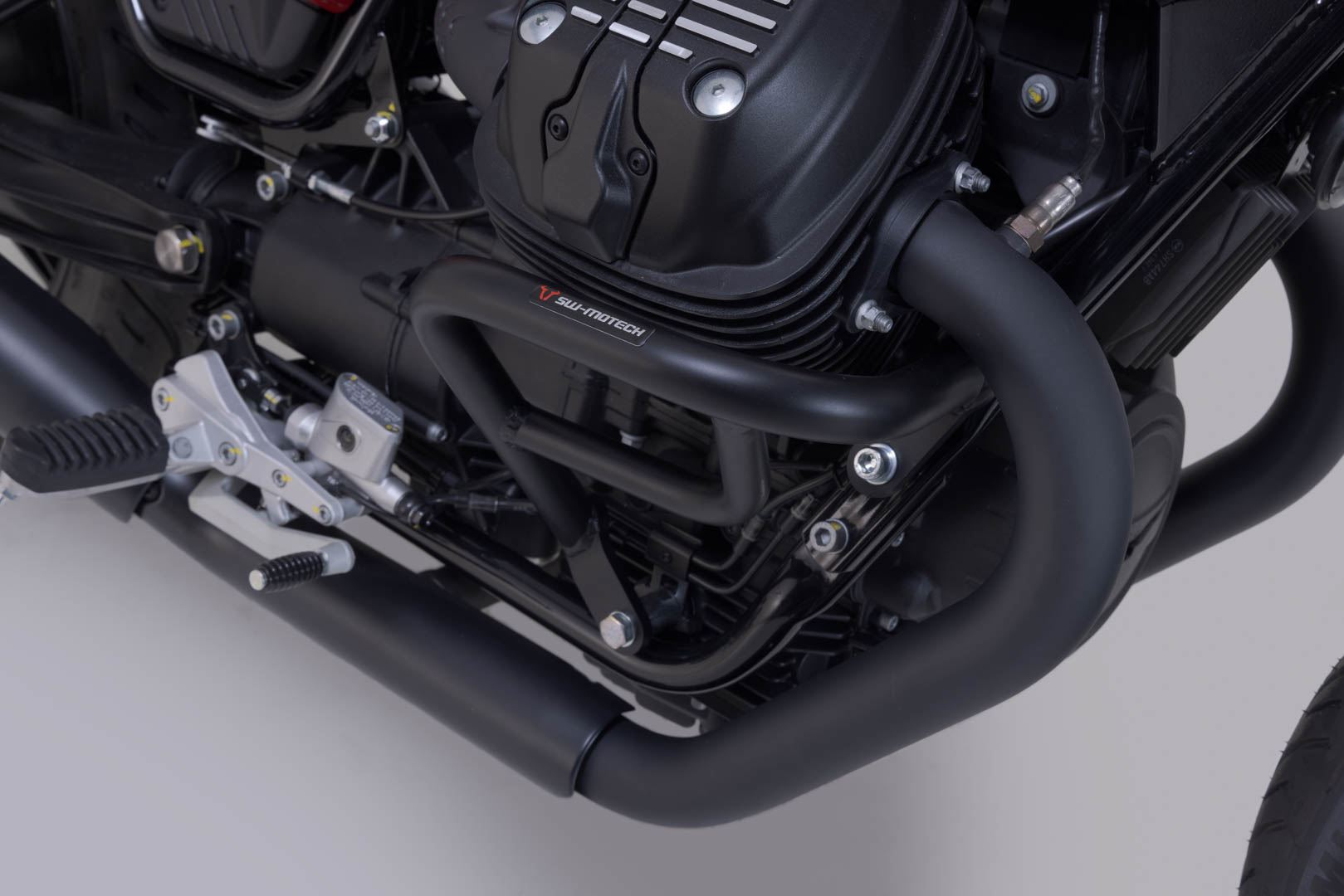 Crash bar Black. Moto Guzzi V7/V9 models.