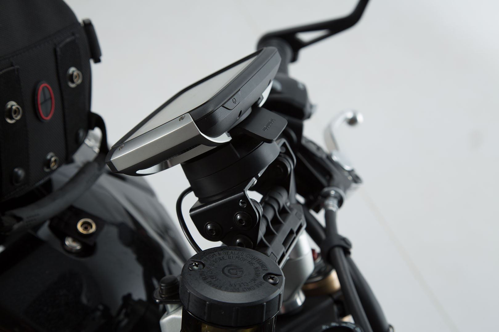 GPS Mount for Handlebar Triumph Speed Triple 1050 (10-) Black