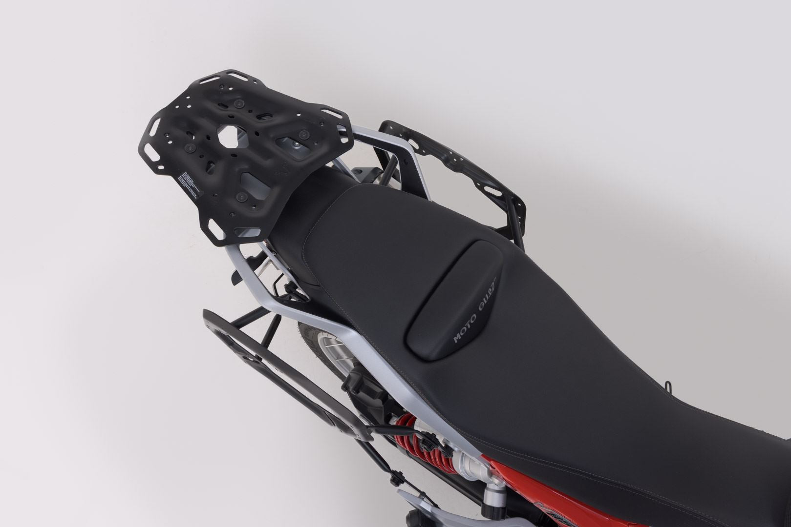 PRO side carrier Black. Moto Guzzi V85 TT / Strada (24-).