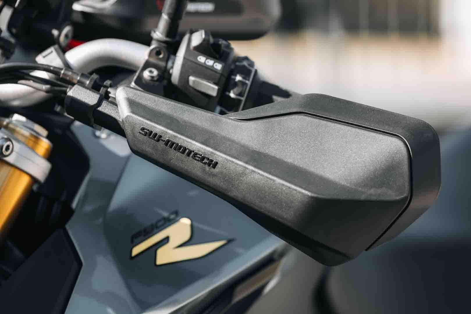 Sport handguard kit Black. Yamaha TÈnÈrÈ 700 (19-).