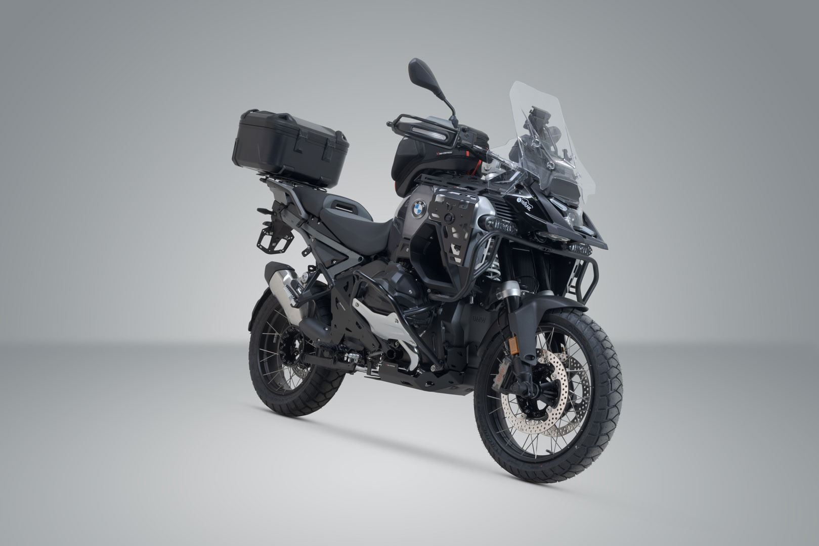 DUSC L top case system Black. 41 l. BMW R 1300 GS . BMW top case holder.