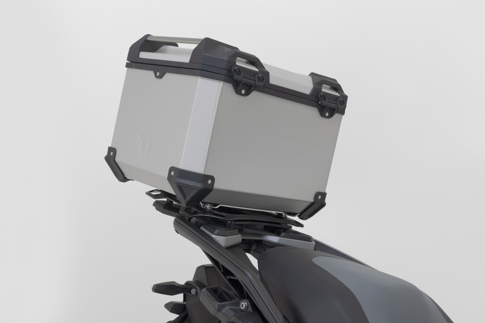 TRAX ADV top case system Silver. BMW R 1300 GS (23-). BMW top case holder.