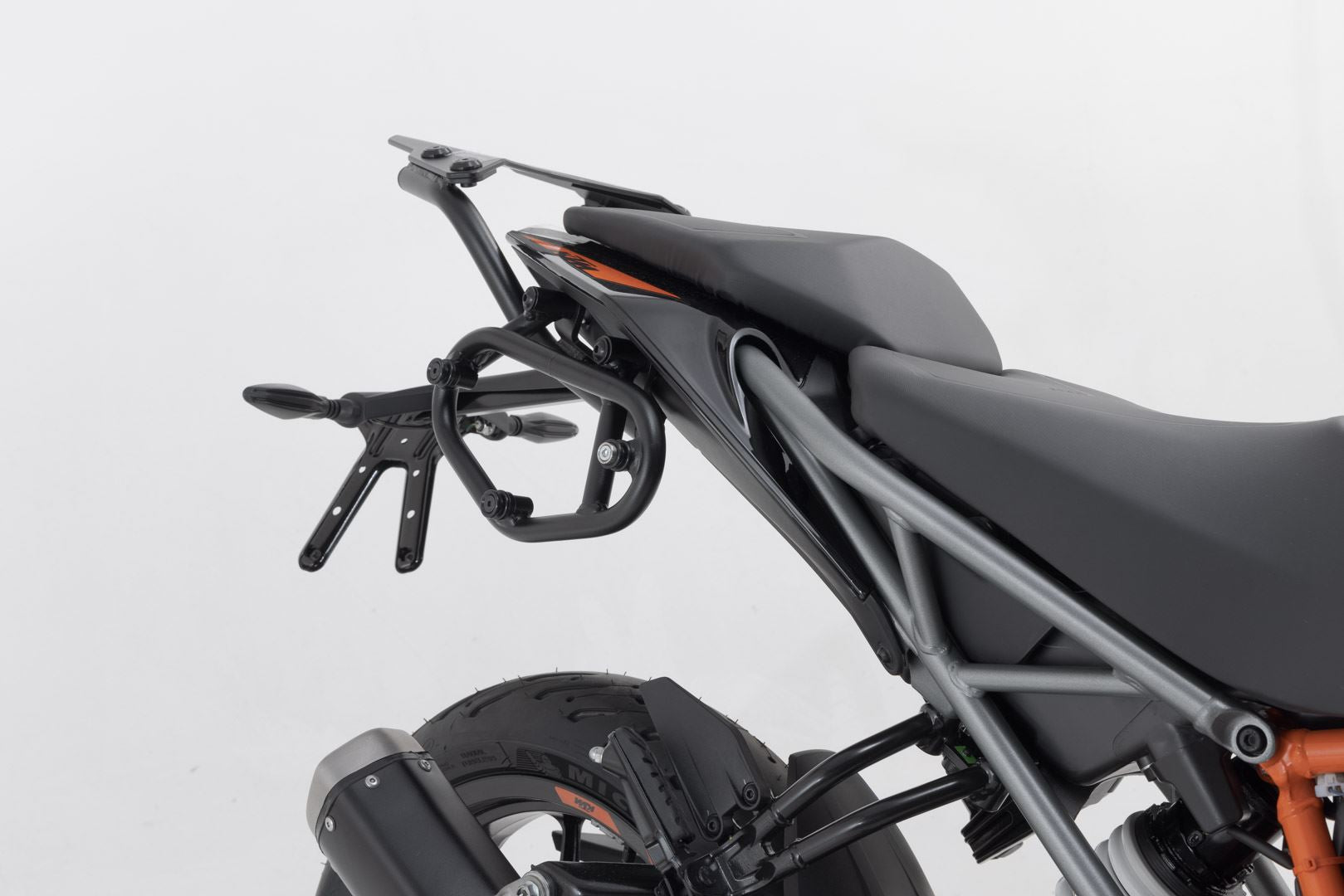 SysBag WP M/M system KTM 125 Duke (17-23).